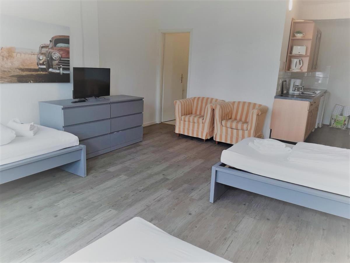 Mehrbett-Apartment 8 Citynah, Einfache Ausstattung Hamburk Exteriér fotografie